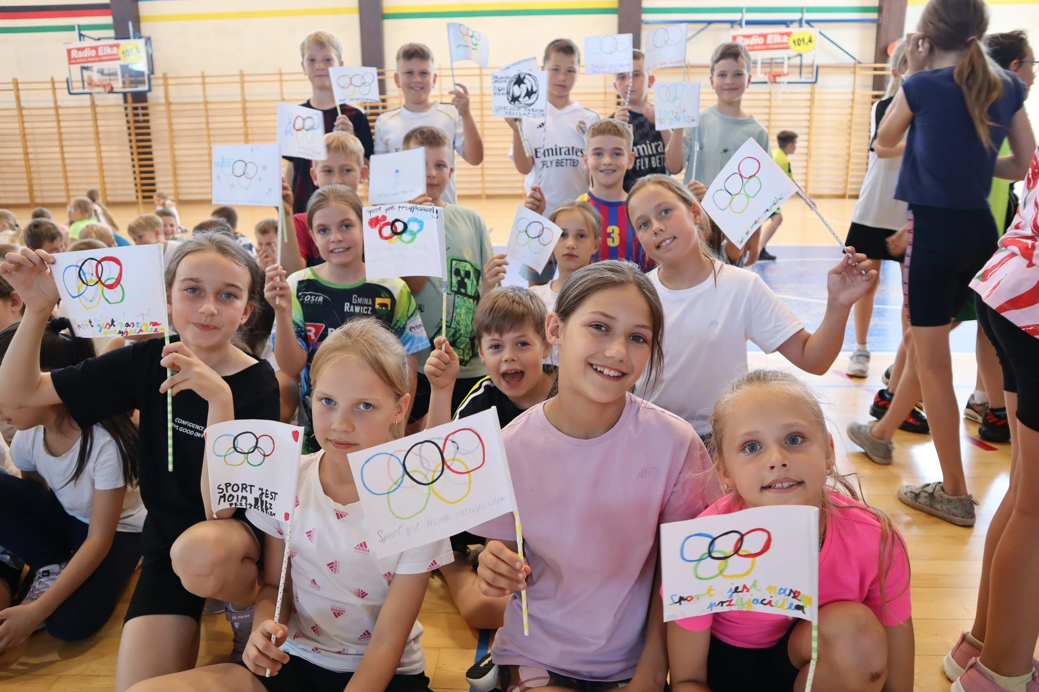 Dzień Sportu w SP6 Rawicz – turnieje i rywalizacja — zdjęcie 15