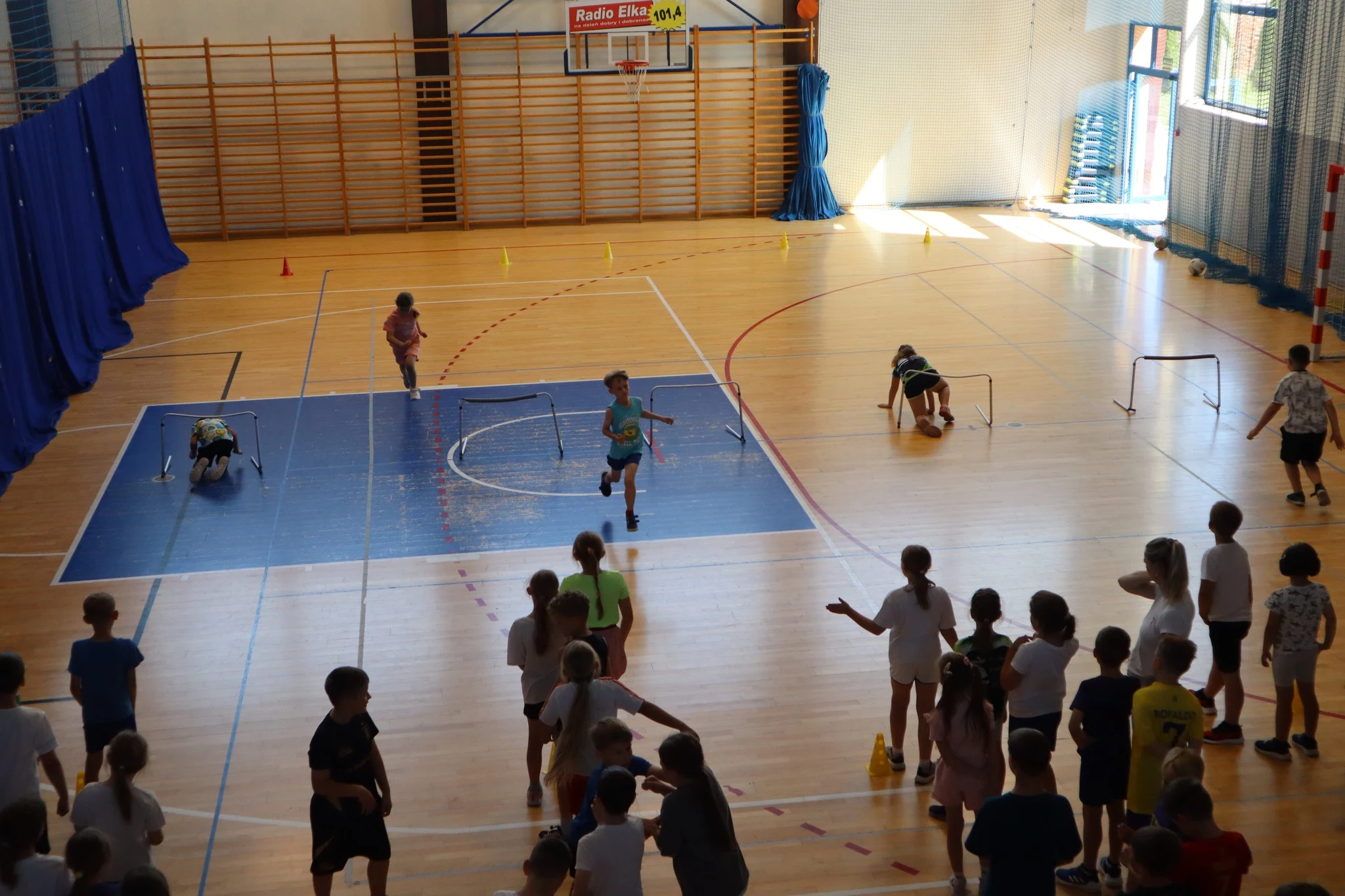 Dzień Sportu w SP6 Rawicz – turnieje i rywalizacja — zdjęcie 30