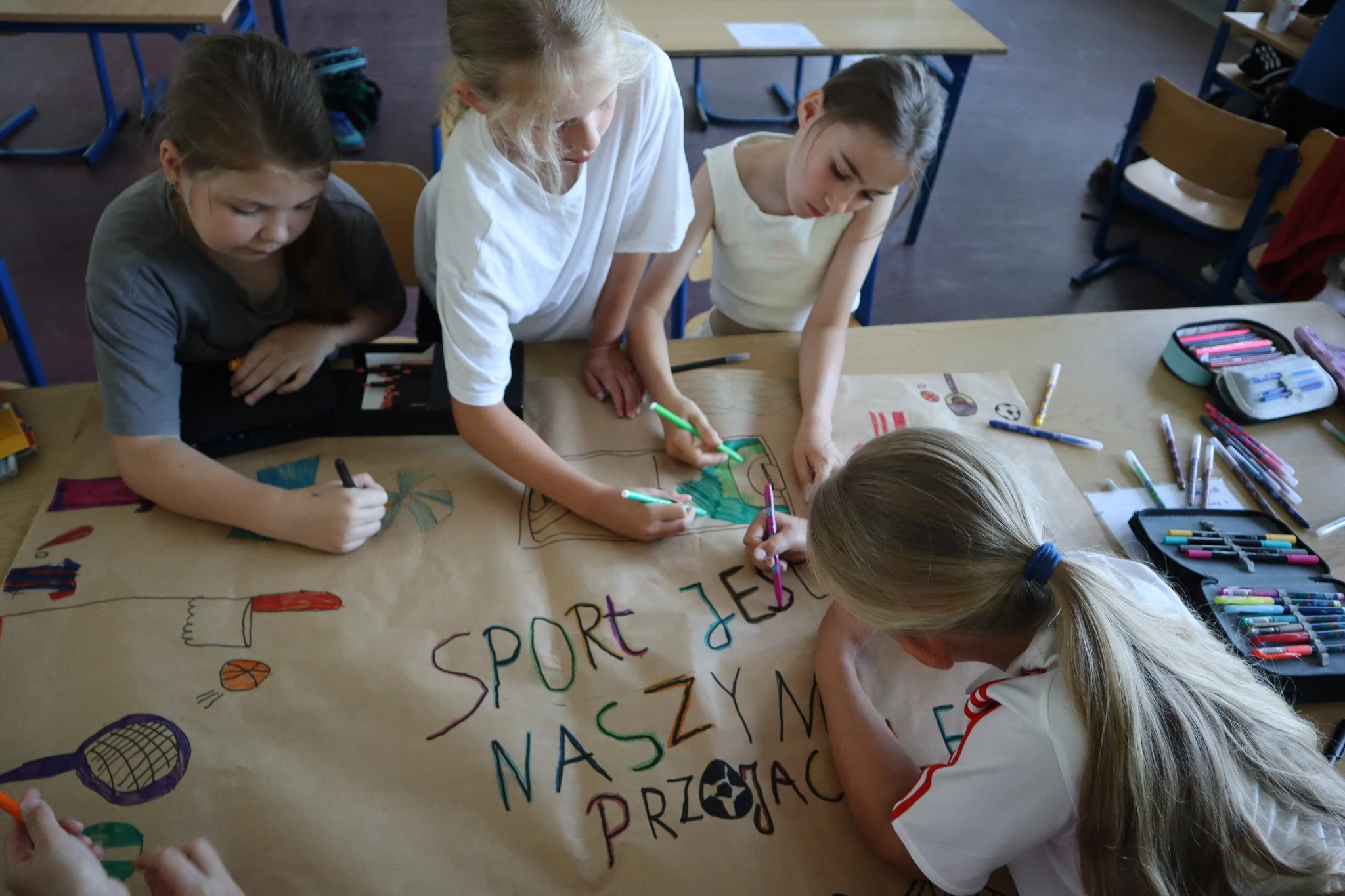 Dzień Sportu w SP6 Rawicz – turnieje i rywalizacja — zdjęcie 33