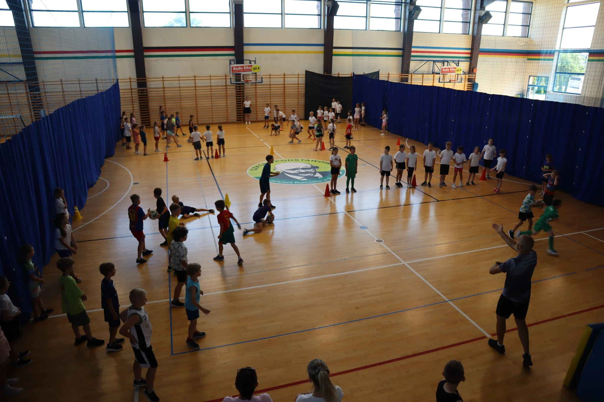 Dzień Sportu w SP6 Rawicz – turnieje i rywalizacja — zdjęcie 37