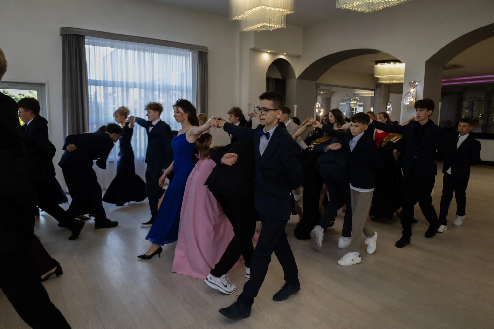 Komers klas ósmych w Sali Brylant – wzruszające pożegnanie z podstawówką — zdjęcie 21