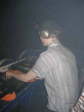 Klub Sfinks udostępnił archiwalne materiały z retro party z 2007 roku — zdjęcie 9