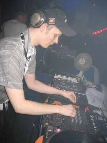 Klub Sfinks udostępnił archiwalne materiały z retro party z 2007 roku — zdjęcie 15