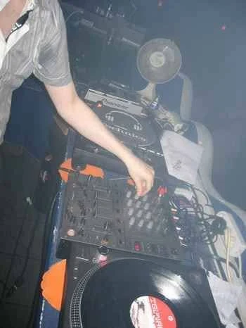 Klub Sfinks udostępnił archiwalne materiały z retro party z 2007 roku — zdjęcie 16