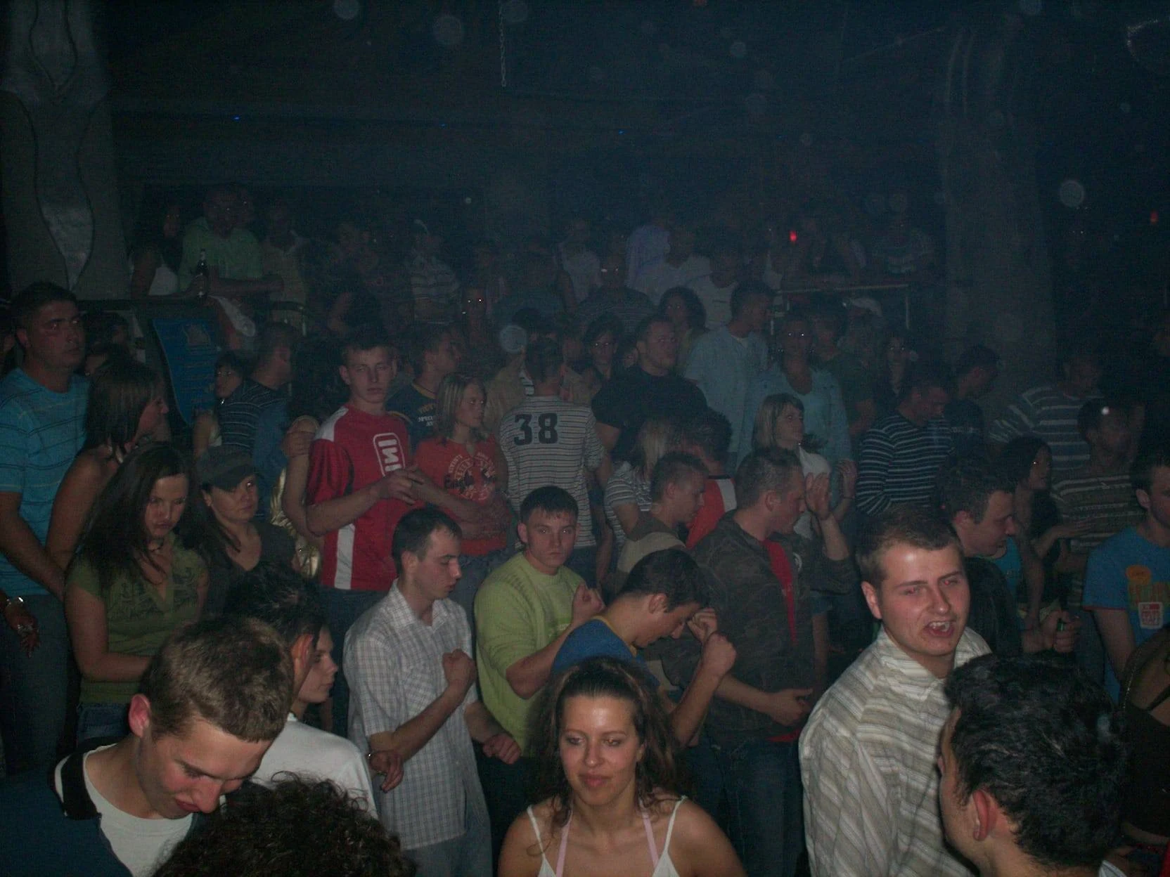 DJ Hazel w Sfinks Rawicz – archiwalne nagrania z 2007 roku — zdjęcie 38