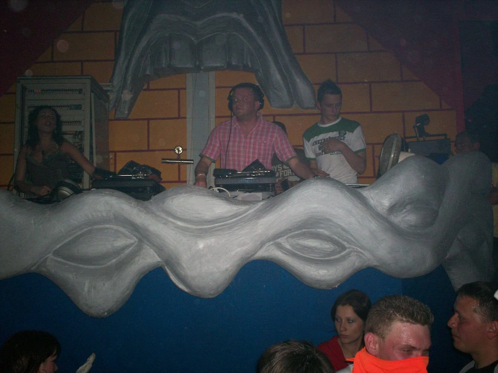 DJ Hazel w Sfinks Rawicz – archiwalne nagrania z 2007 roku — zdjęcie 45