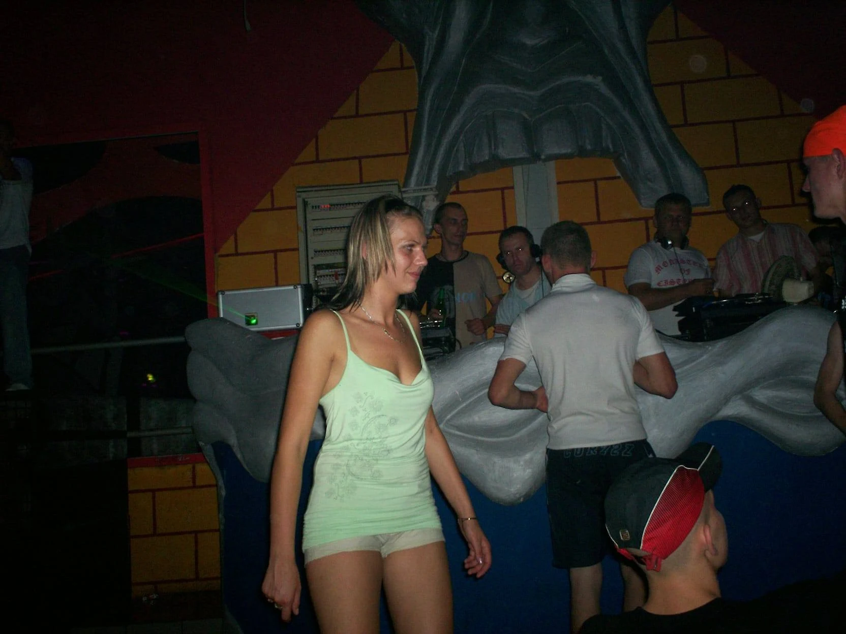DJ Hazel na imprezach w Sfinksie – wspomnienia z 2007 roku — zdjęcie 21