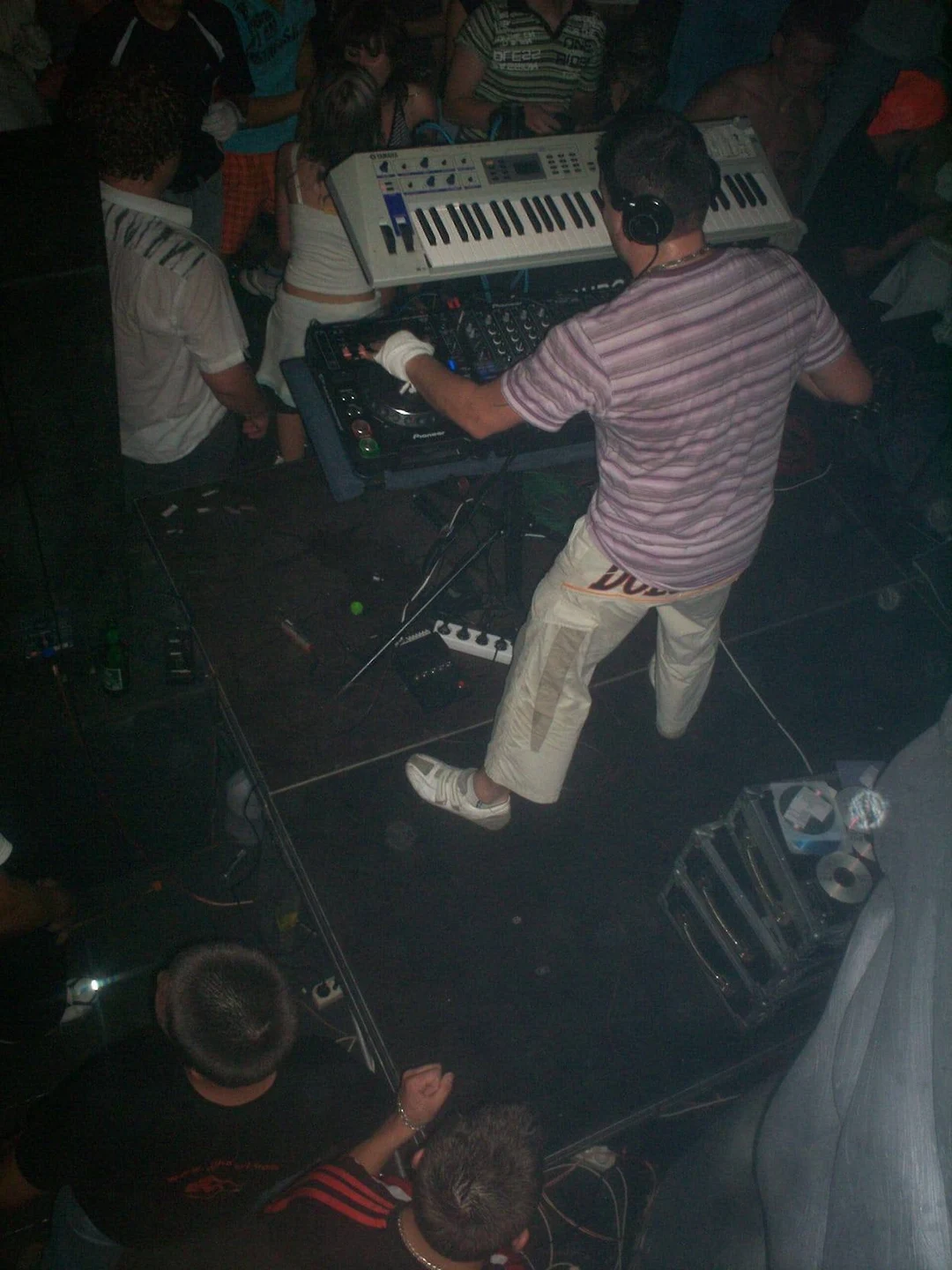 DJ Hazel na imprezach w Sfinksie – wspomnienia z 2007 roku — zdjęcie 30