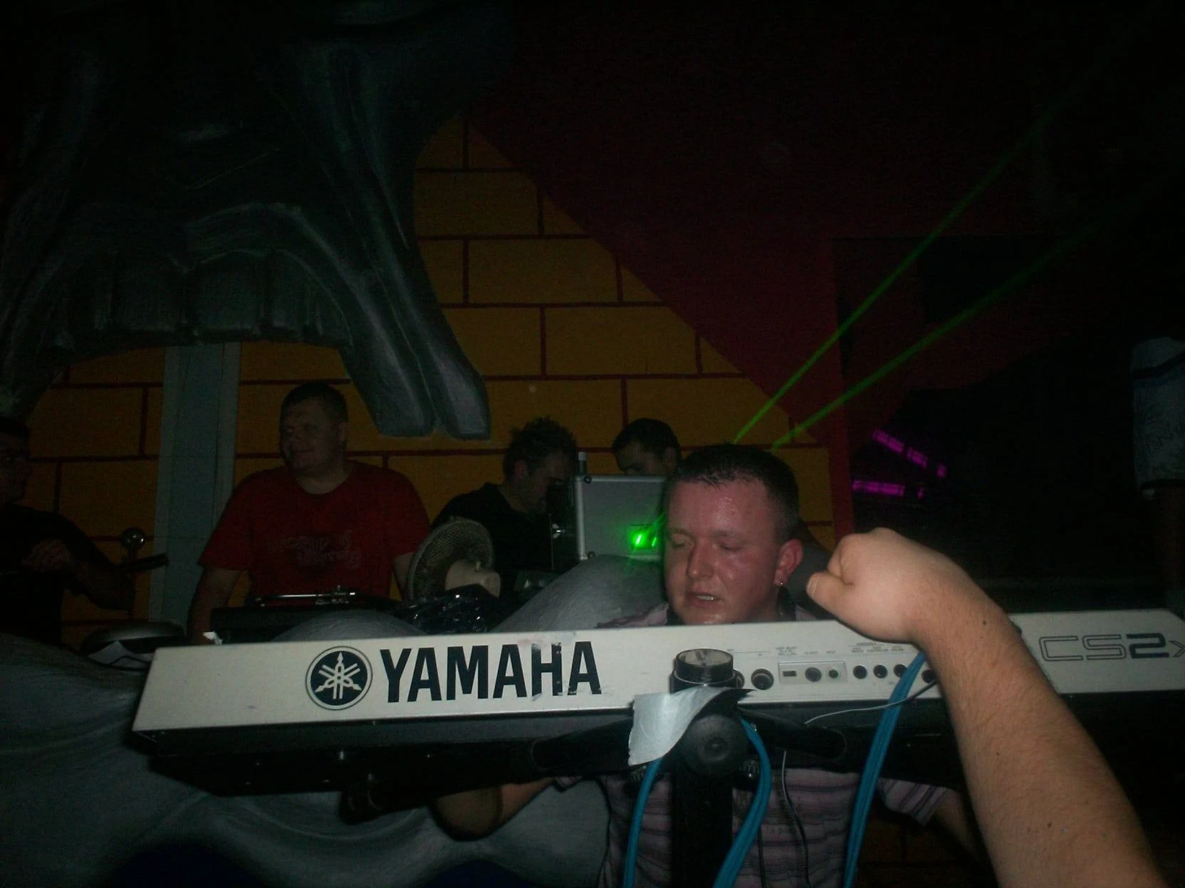 DJ Hazel na imprezach w Sfinksie – wspomnienia z 2007 roku — zdjęcie 34
