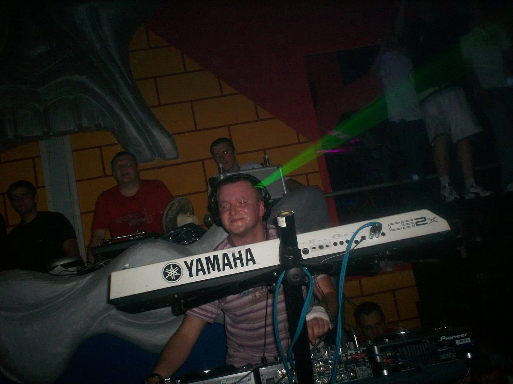 DJ Hazel na imprezach w Sfinksie – wspomnienia z 2007 roku — zdjęcie 38