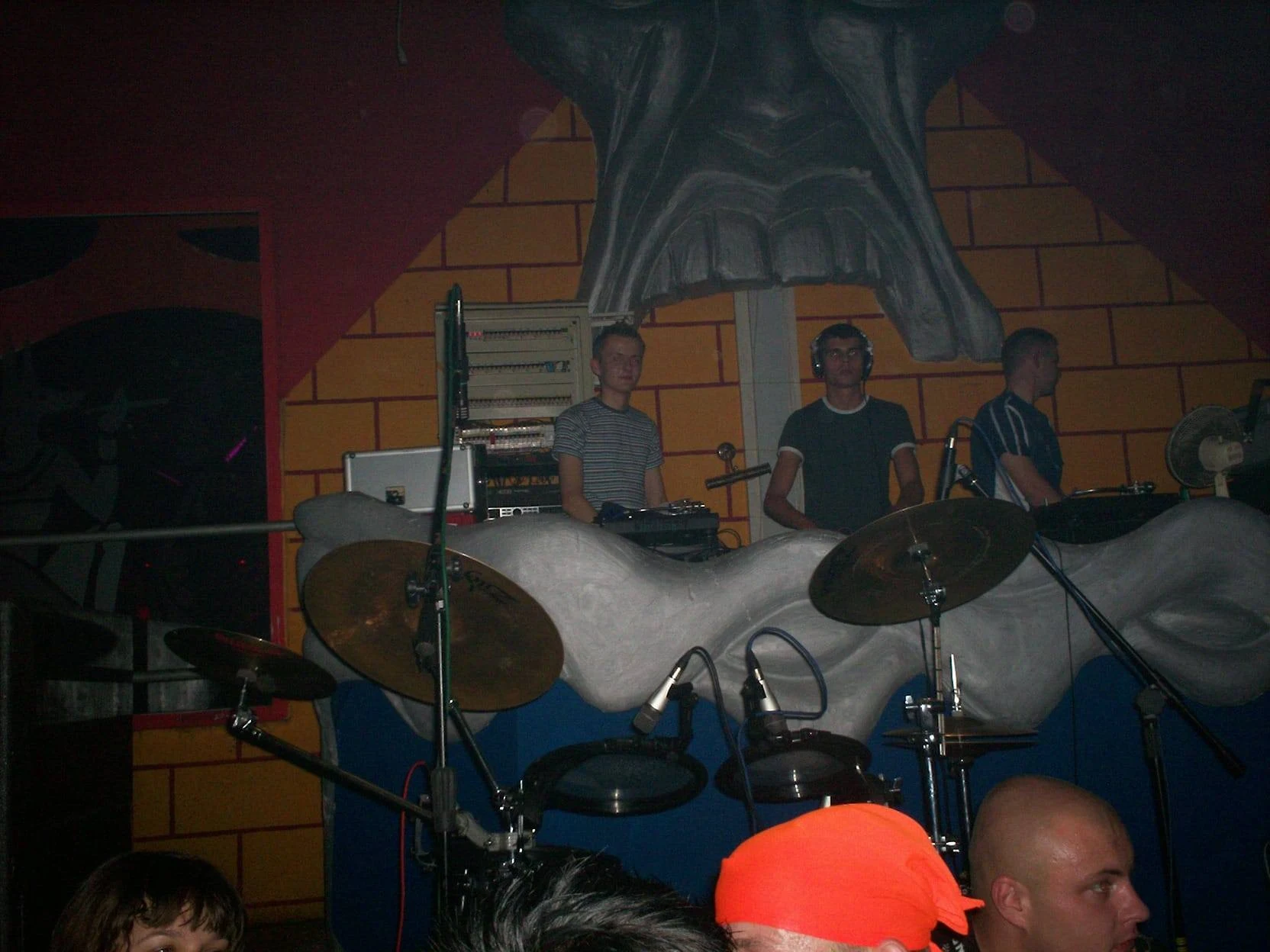 DJ Hazel na imprezach w Sfinksie – wspomnienia z 2007 roku — zdjęcie 49