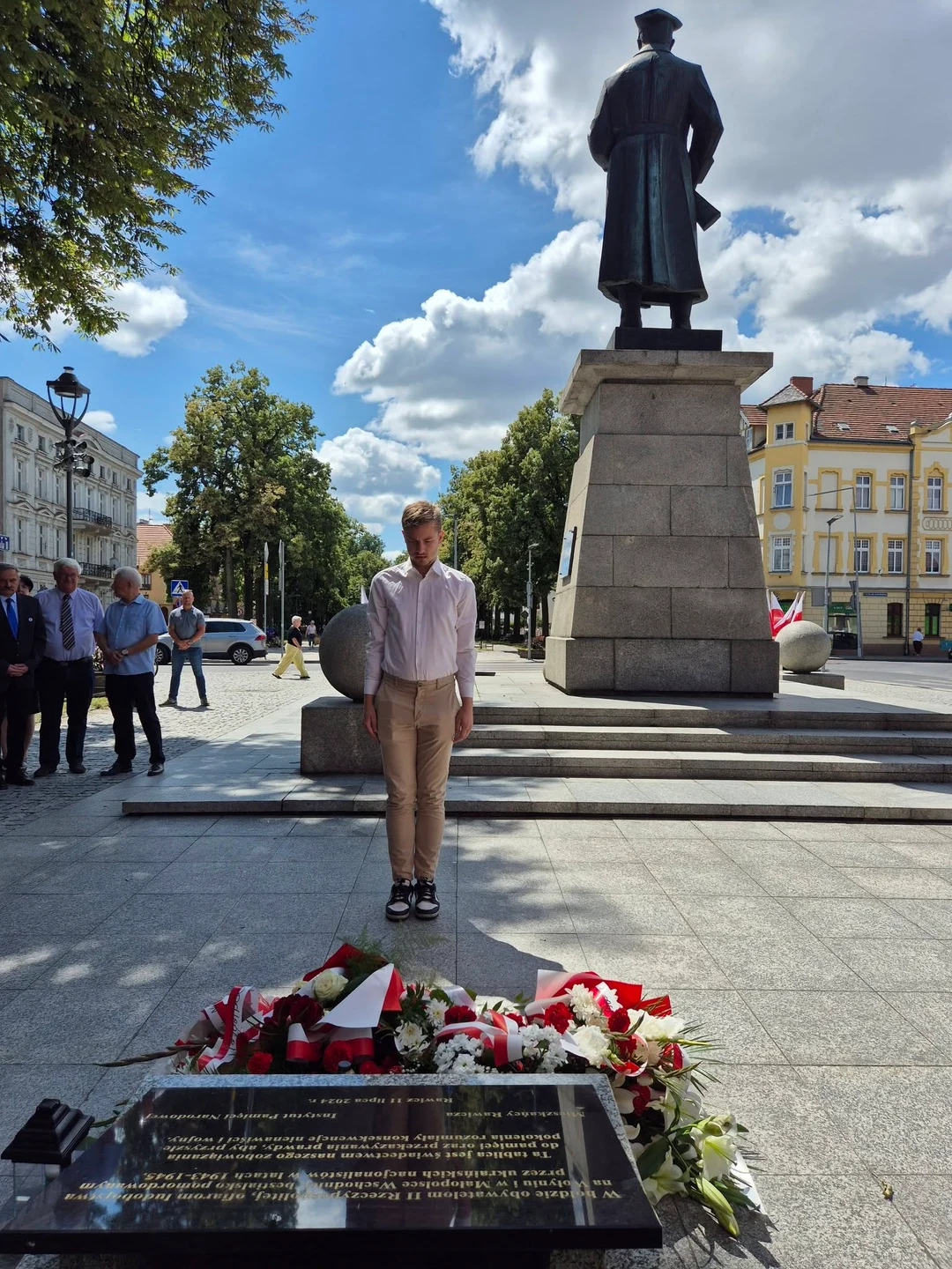 Rawicz uczcił Narodowy Dzień Pamięci Ofiar Ludobójstwa — zdjęcie 12