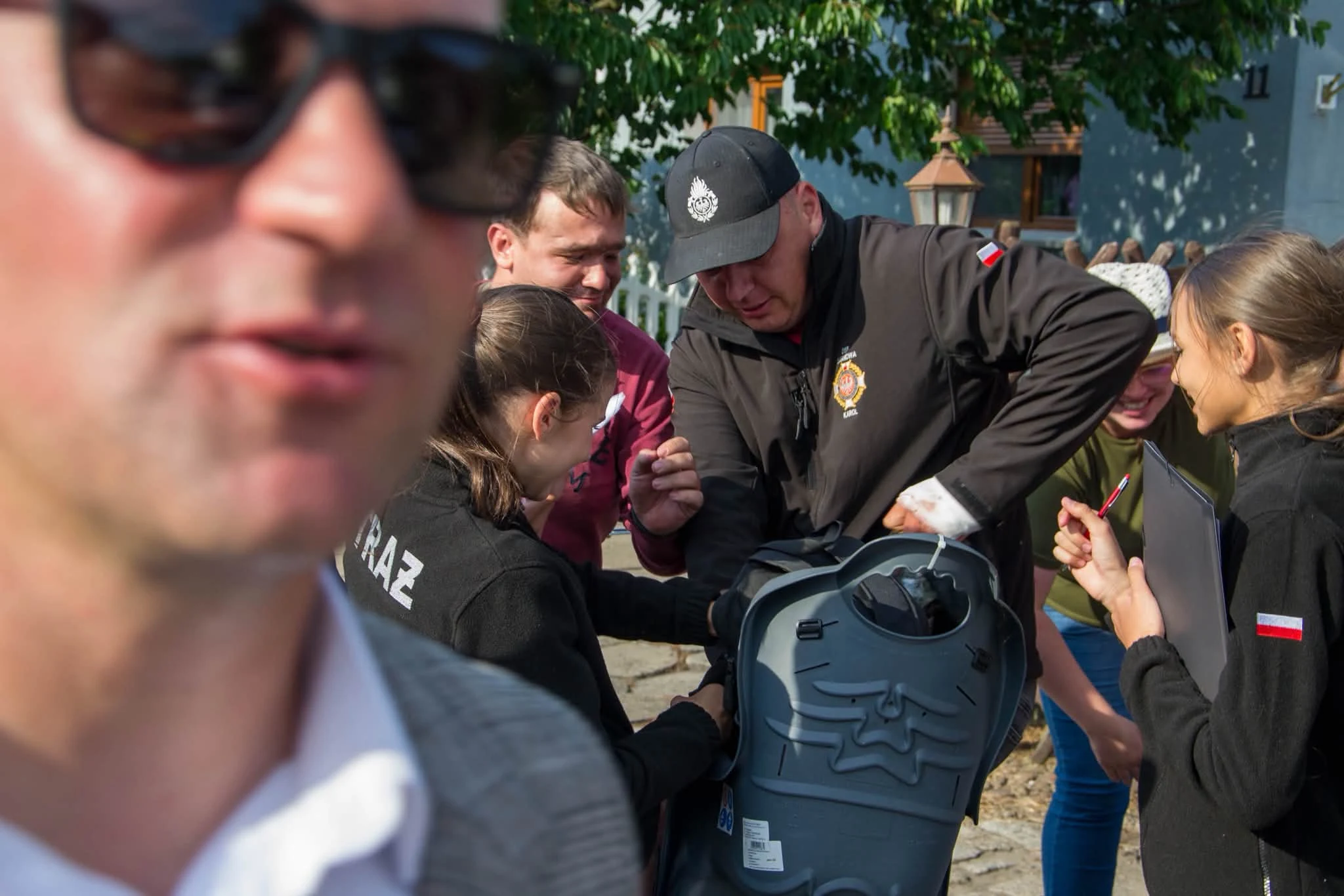 MDP Sarnowa: gra terenowa, nauka bezpieczeństwa i nocka w remizie — zdjęcie 12