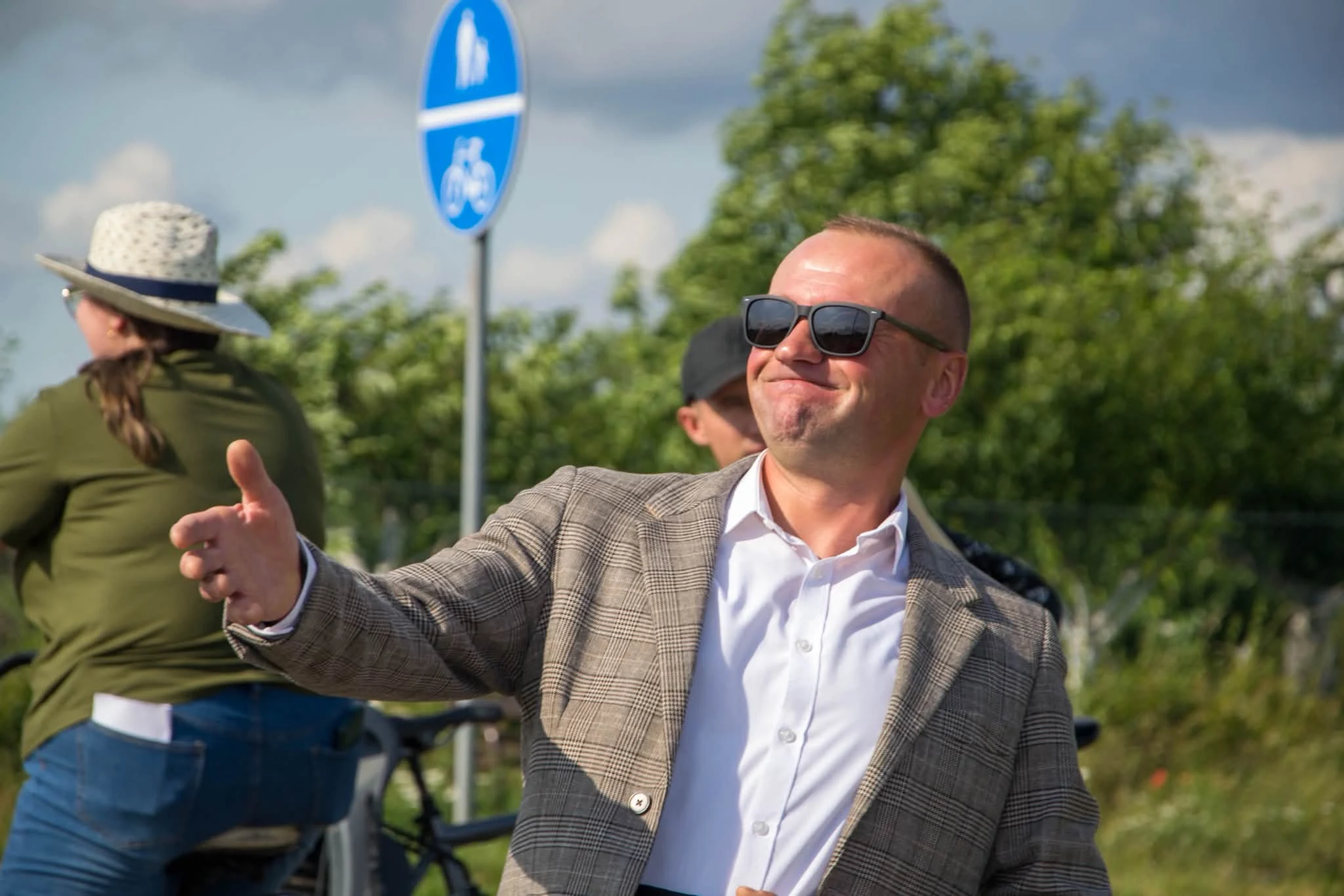 MDP Sarnowa: gra terenowa, nauka bezpieczeństwa i nocka w remizie — zdjęcie 13