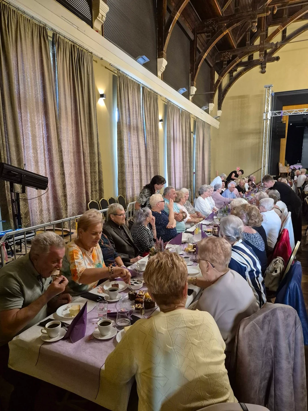 Jubileuszowy 25. Gminny Dzień Seniora w Rawiczu — zdjęcie 13