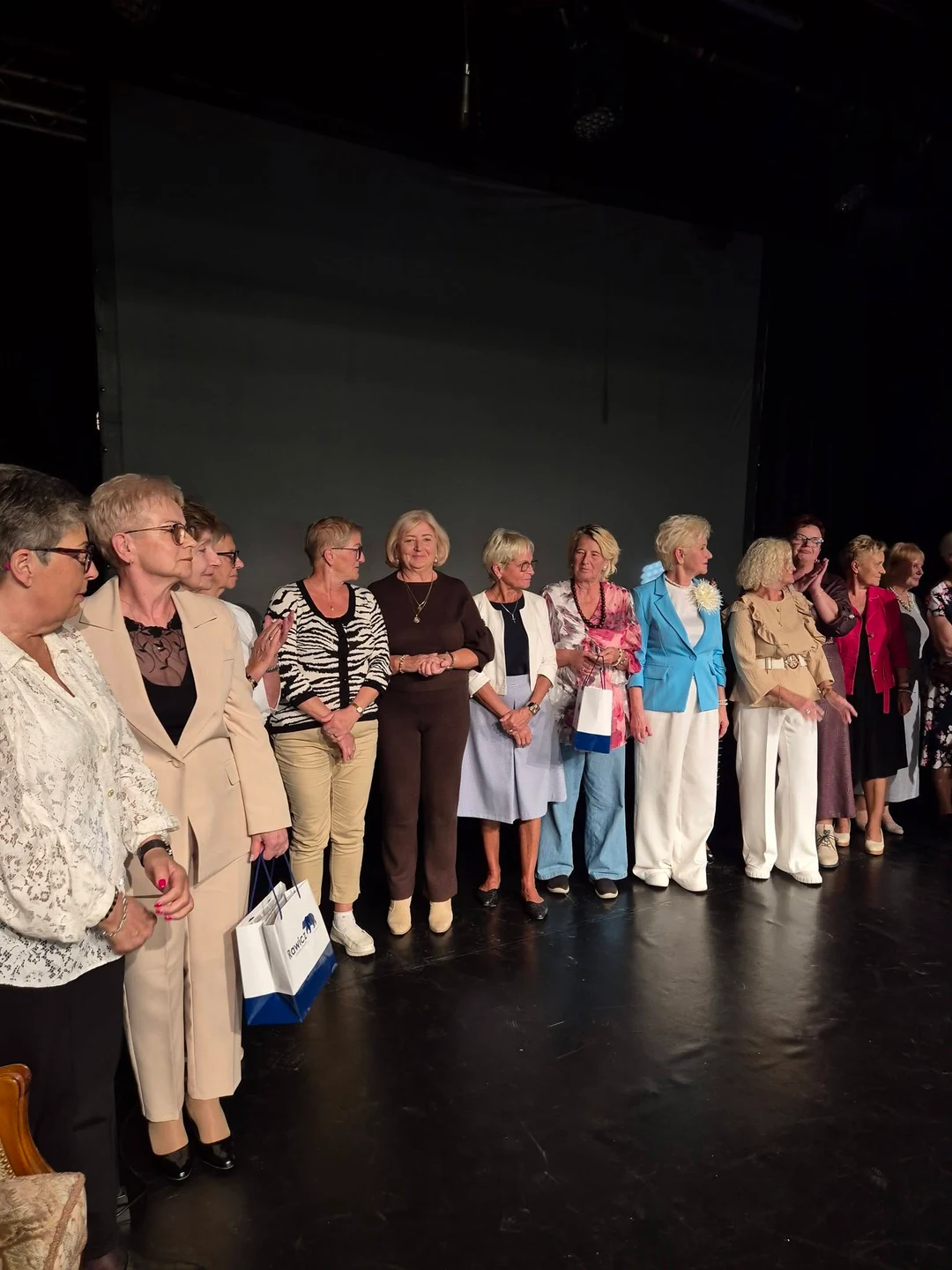 Jubileuszowy 25. Gminny Dzień Seniora w Rawiczu — zdjęcie 22